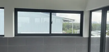 Mẫu Cửa Nhôm Kính 05