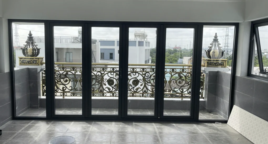 Mẫu Cửa Nhôm Kính 02